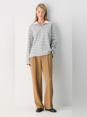 BNWT- ARITZIA The Effortless Pant (Crepette)